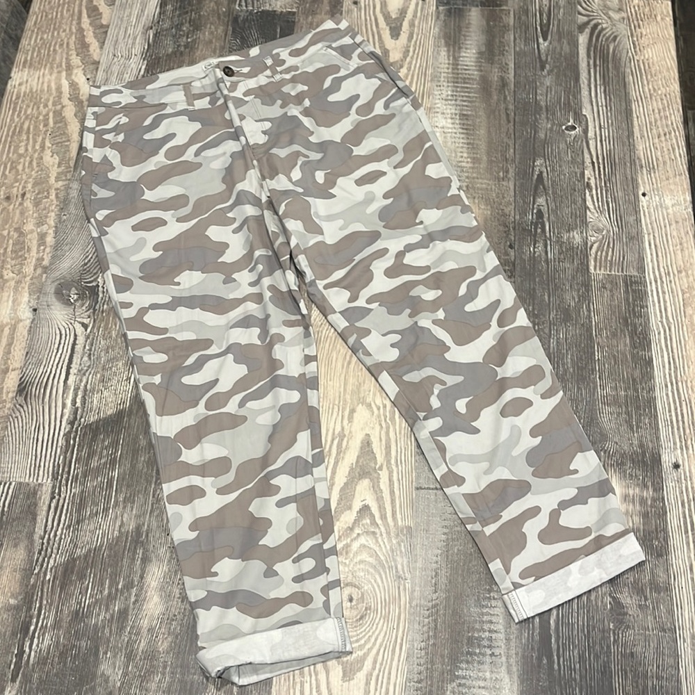 NWOT Cato camo pants